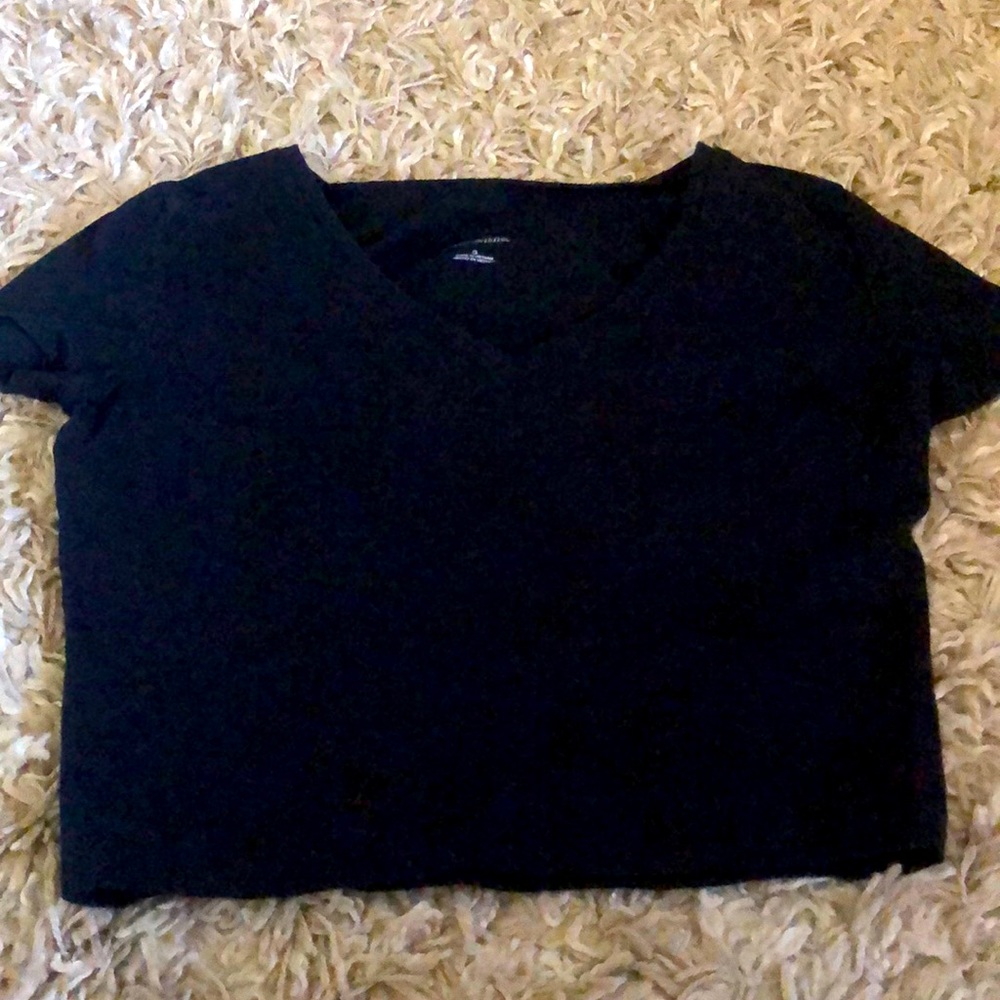 Black v neck tee shirt